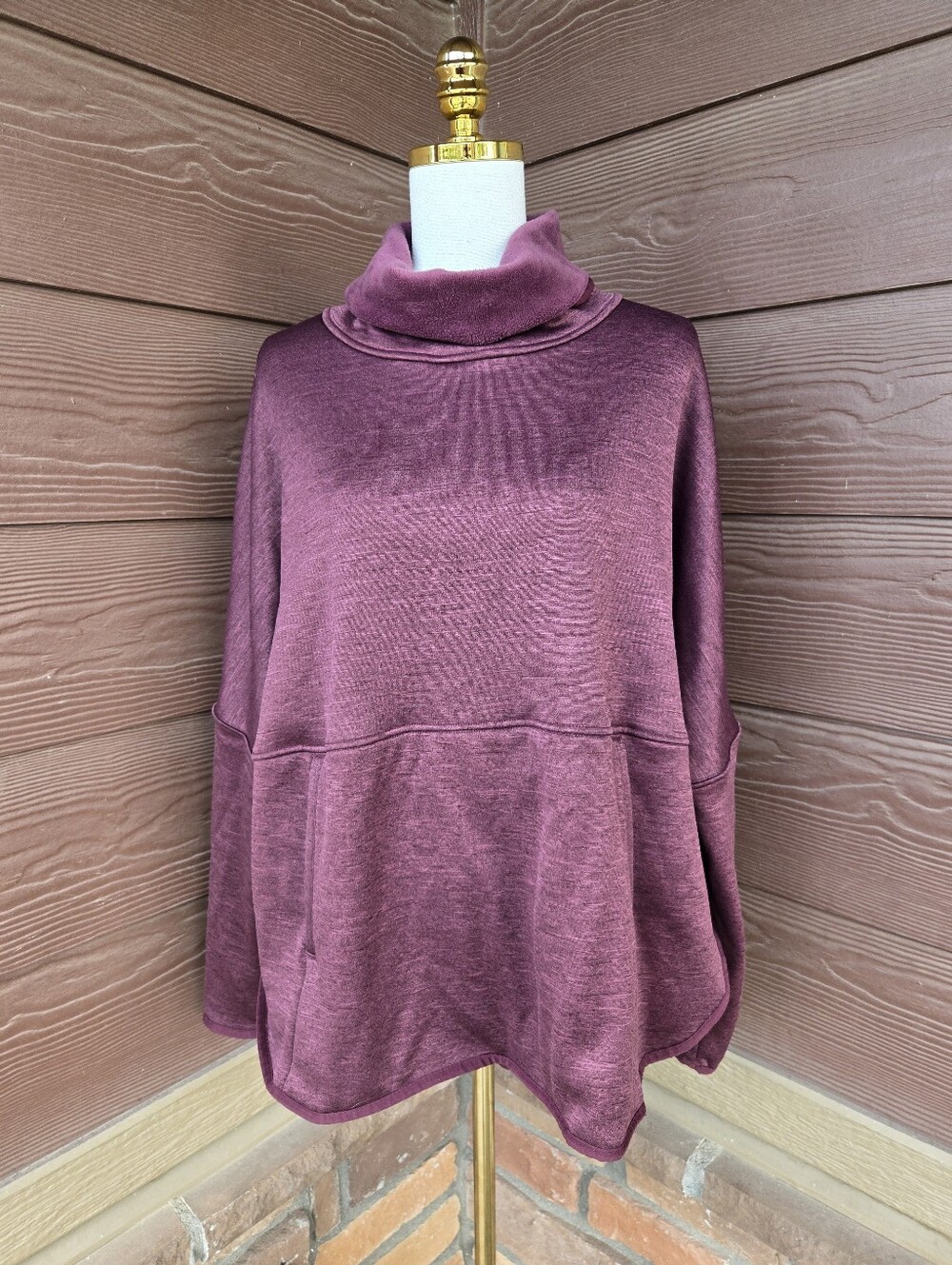 The North Face Cozy Burgundy Funnel‑Neck Sweater Women’s Medium‑Large